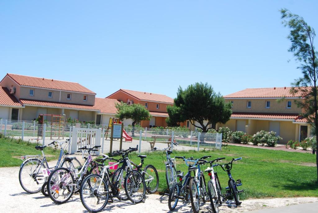 Lagrange Grand Bleu Vacances - Residence Le Mas De טוריי מראה חיצוני תמונה